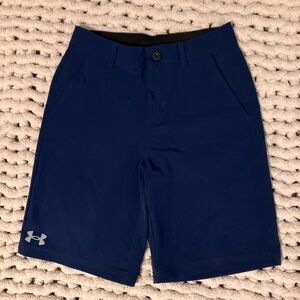 Never worn!  Nice boys shorts.